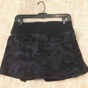 Luluemon fitness skort 6T